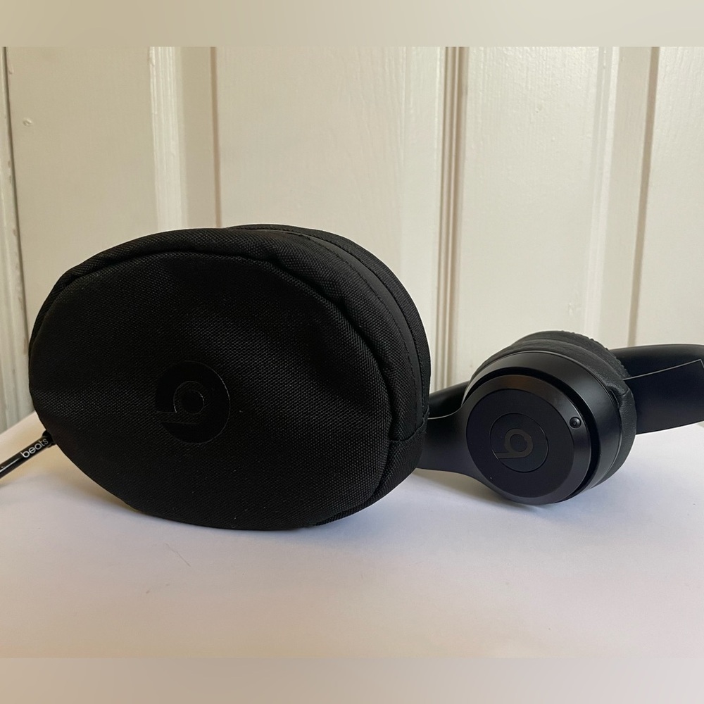 Beats by Dre ✨Solo 3 Headphones - Needs Repair, Warranty Until Dec